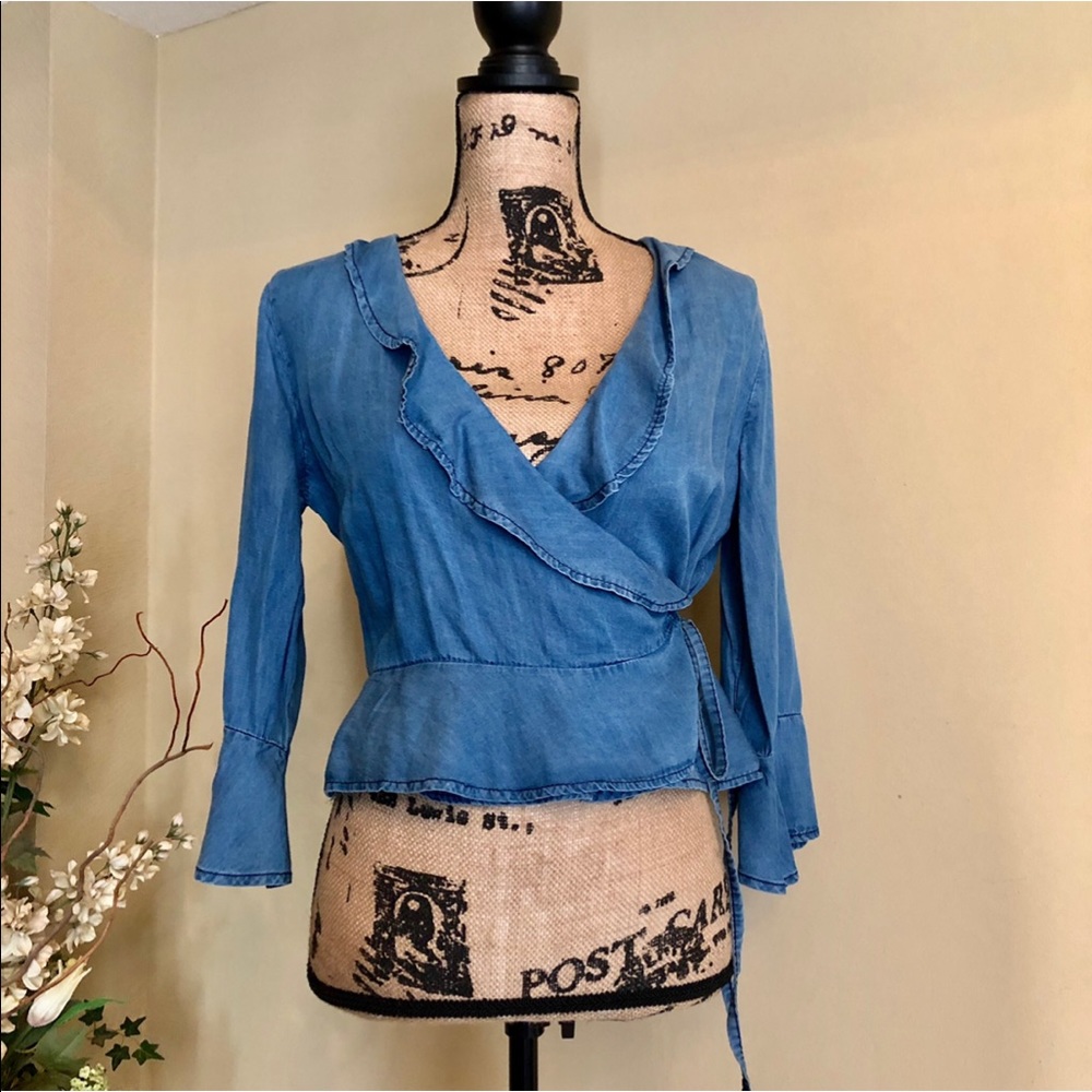 ~you zuiki~ denim crossing tie top Size medium NWT